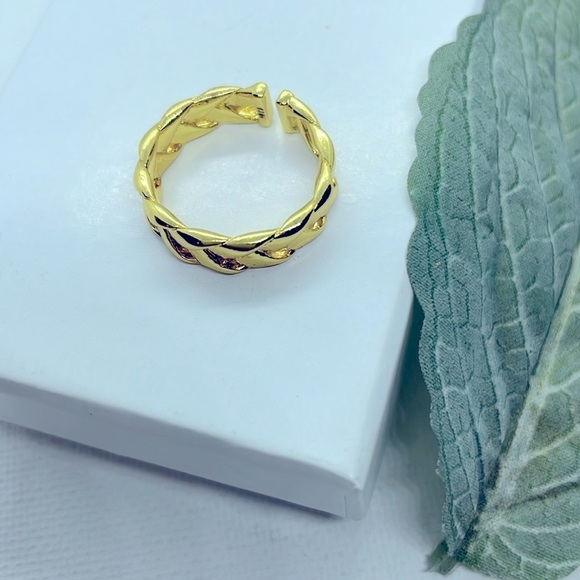 Gold Woven Band Ring - Picture 9 of 15